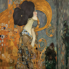 Klimt-nő szecessziós falikép a nappaliban